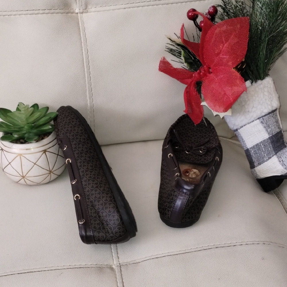 Daisy Fuentes Dark Brown Moccasins - Picture 5 of 5